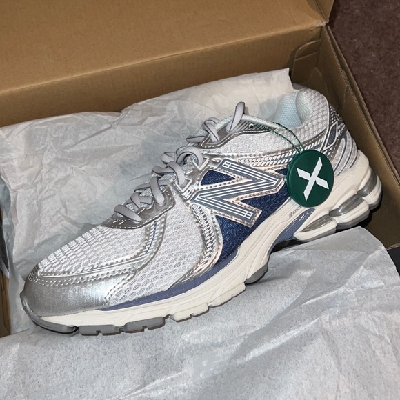 New Balance 860 V2 (Vintage Indigo) - Picture 6 of 6